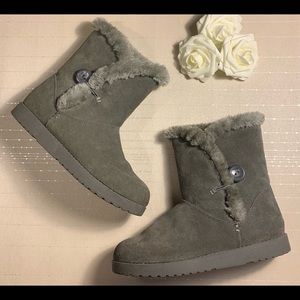 Grey Faux Fur Boots